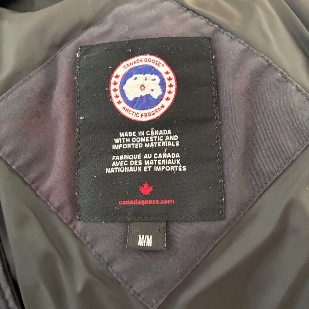 CANADA GOOSE Women Lorette Down Parka 2090L Navy Marine Size M - Picture 4 of 7